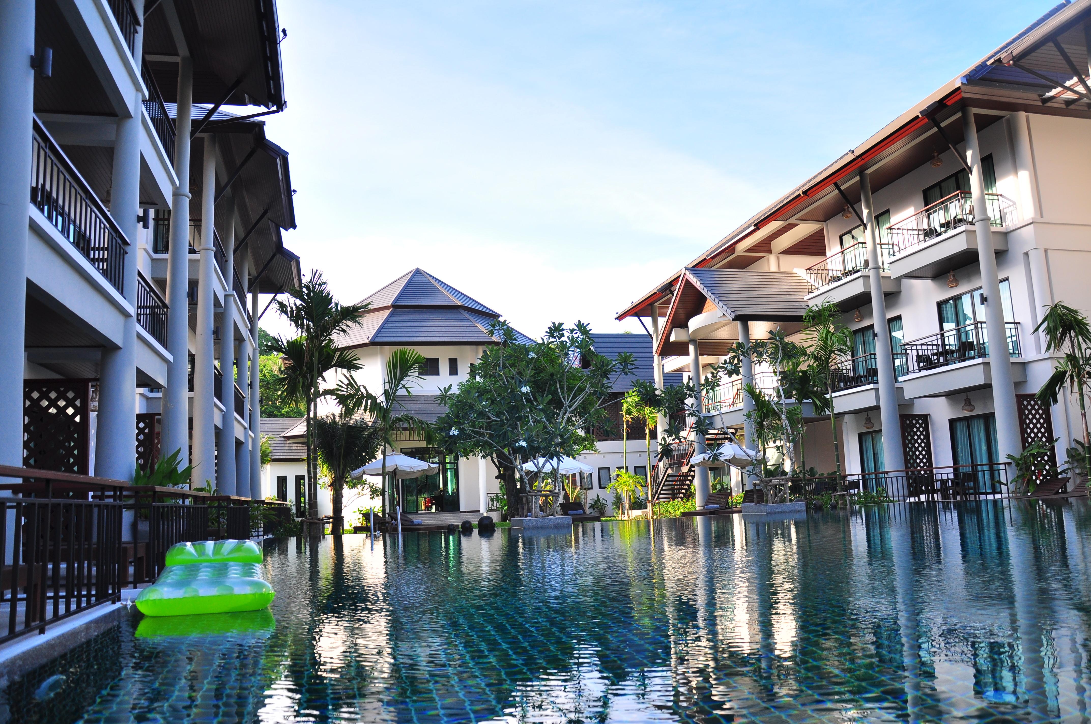 Navatara Phuket Resort Rawai Екстер'єр фото