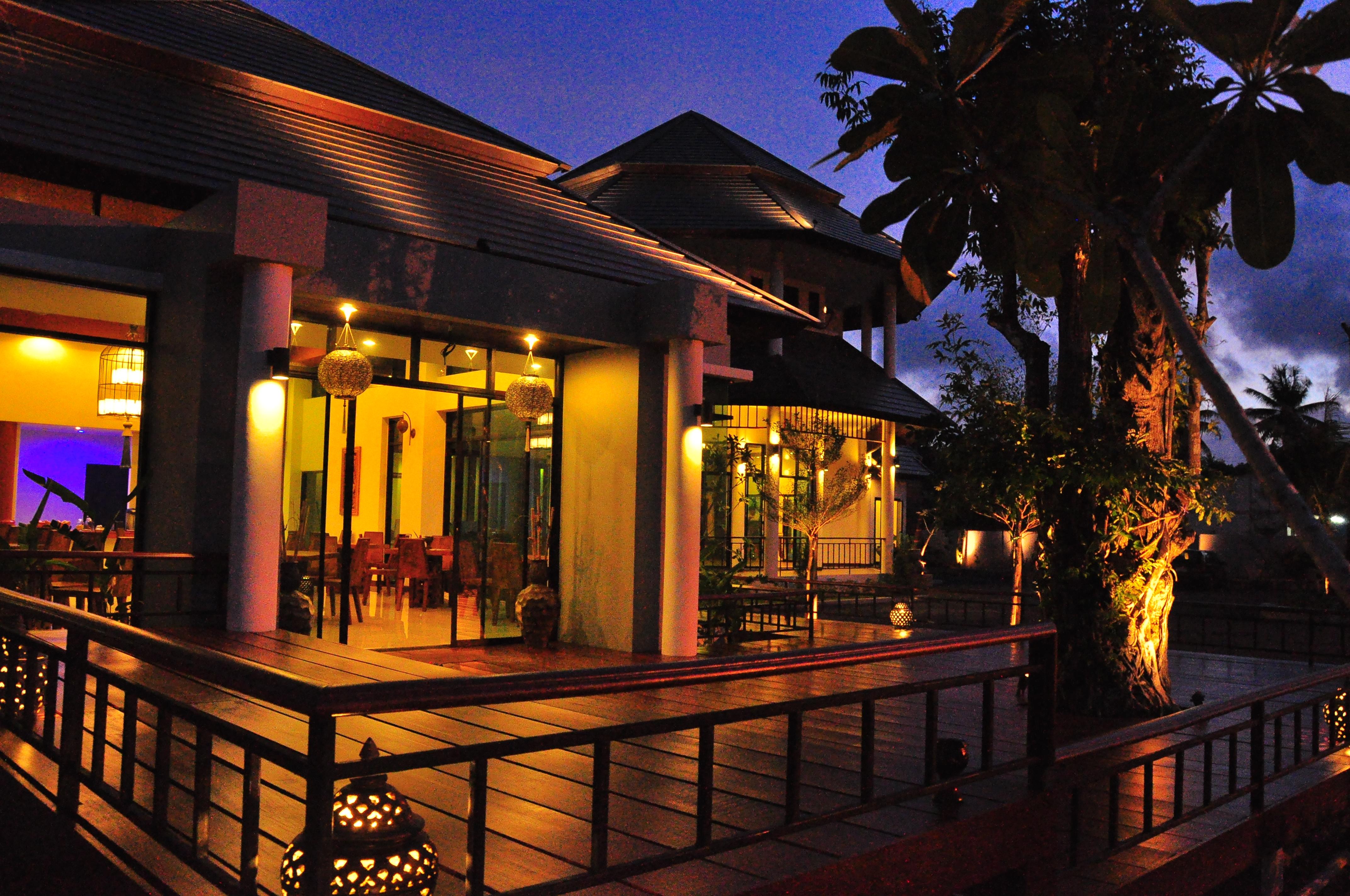Navatara Phuket Resort Rawai Екстер'єр фото